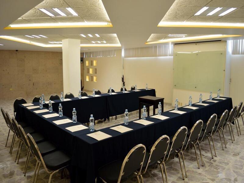 אגואסקליינטס Hotel Elizabeth Ciudad Deportiva מראה חיצוני תמונה